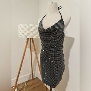 Thirty thirty  back dress with shiny pendants